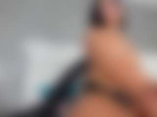 alanaablue's Live Sex Cam Show
