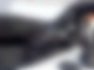 Live cam show with alanaablue - Fingers on madthumbs