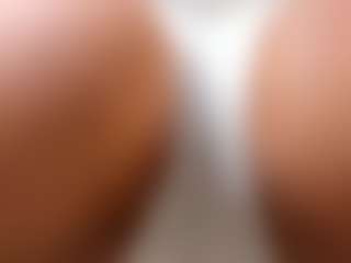 alanaablue's Live Sex Cam Show