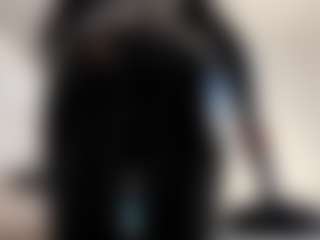 Live cam show with alanaablue - Latex on Instabang