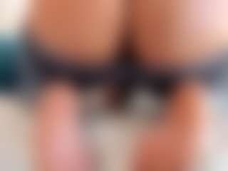 alanaablue's Live Sex Cam Show