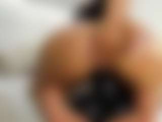 alanaablue's Live Sex Cam Show