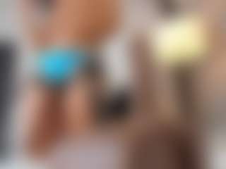 Live-Cam-Show mit alanaablue - Ass Clapping auf Camsoda