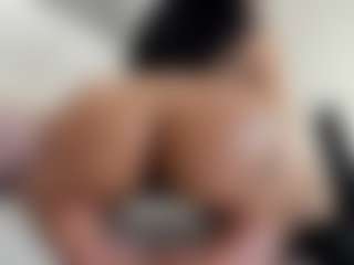 alanaablue's Live Sex Cam Show
