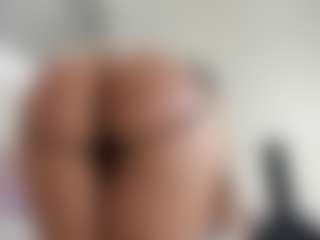 alanaablue's Live Sex Cam Show