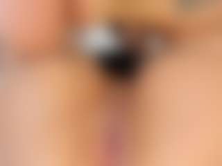 alanaablue's Live Sex Cam Show