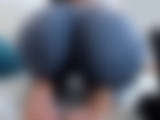 alanaablue's Live Sex Cam Show