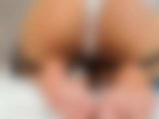 alanaablue's Live Sex Cam Show