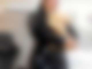 alanaablue's Live Sex Cam Show