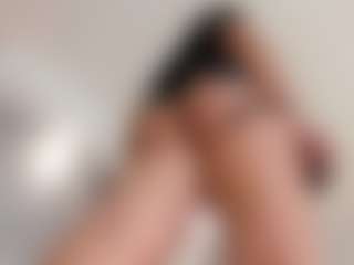 alanaablue's Live Sex Cam Show