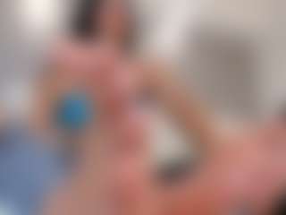 alanaablue's Live Sex Cam Show