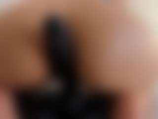 alanaablue's Live Sex Cam Show