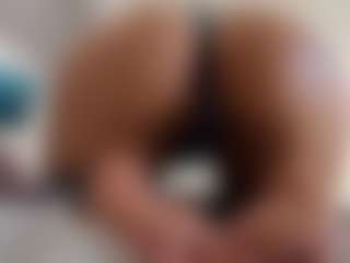 alanaablue's Live Sex Cam Show