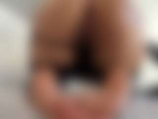 alanaablue's Live Sex Cam Show