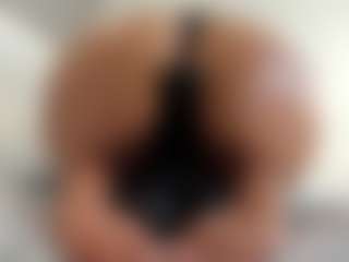 alanaablue's Live Sex Cam Show