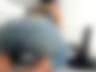alanaablue's Live Sex Cam Show