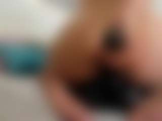 alanaablue's Live Sex Cam Show