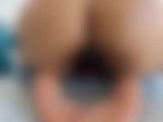 alanaablue's Live Sex Cam Show