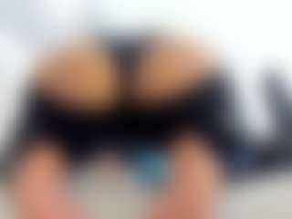 Live cam show with alanaablue - Strapon on fapnchat