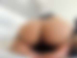 alanaablue's Live Sex Cam Show