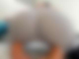 Live cam show with alanaablue - Deepthroat on Free Soda