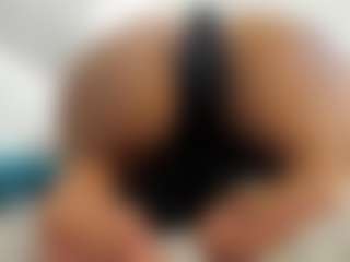 Live cam show with alanaablue - Shaved Pussy on alttransgirls