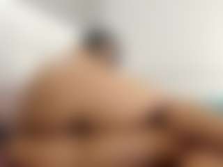 Live cam show with alanaablue - Small Tits on AdultVida.com