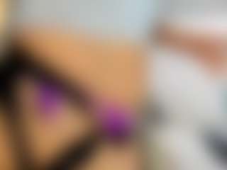 alanaablue's Live Sex Cam Show