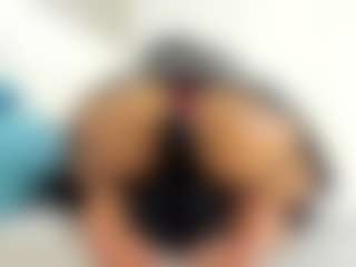 alanaablue's Live Sex Cam Show