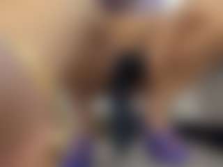 alanaablue's Live Sex Cam Show