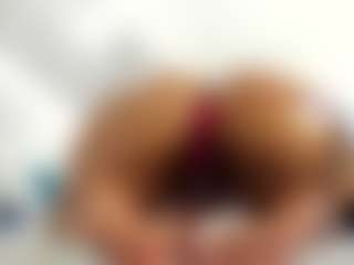 alanaablue's Live Sex Cam Show