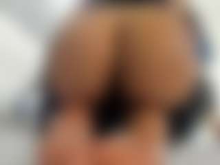 alanaablue's Live Sex Cam Show