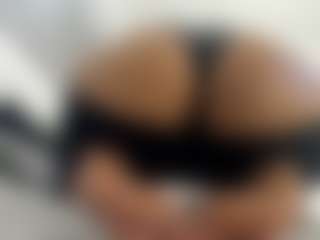 alanaablue's Live Sex Cam Show