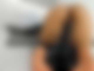 alanaablue's Live Sex Cam Show