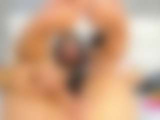 alanaablue's Live Sex Cam Show