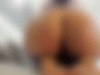 alanaablue's Live Sex Cam Show