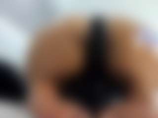 Live cam show with alanaablue - White on fapnchat | colombia