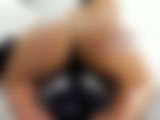 alanaablue's Live Sex Cam Show