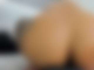 alanaablue's Live Sex Cam Show