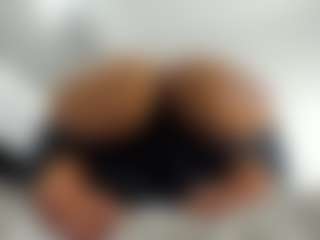 alanaablue's Live Sex Cam Show