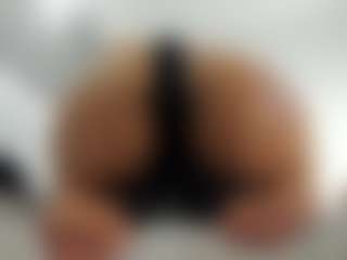 alanaablue's Live Sex Cam Show