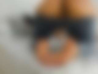 alanaablue's Live Sex Cam Show