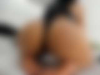 alanaablue's Live Sex Cam Show