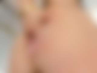 alanaablue's Live Sex Cam Show