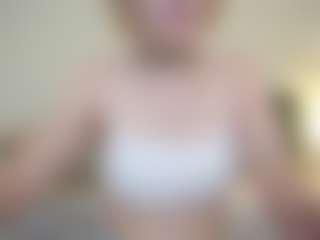 AnnaCandyy's Live Sex Cam Show
