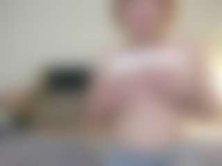 AnnaCandyy's Live Sex Cam Show
