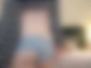 AnnaCandyy's Live Sex Cam Show