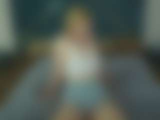 AnnaCandyy's Live Sex Cam Show