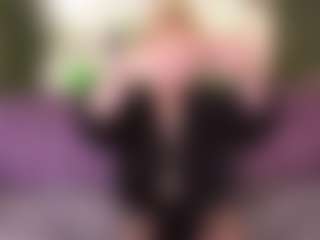 AnnaCandyy's Live Sex Cam Show
