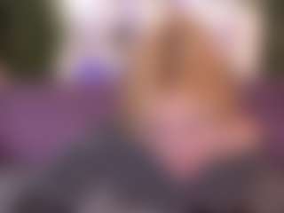 AnnaCandyy's Live Sex Cam Show